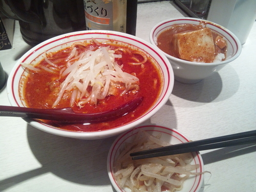 「瓶ビールセット（北極）＋ミニ麻婆丼」@蒙古タンメン中本 品川店の写真