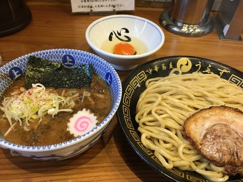 「つけ麺（小）あつもり＋生卵」@中華蕎麦うゑずの写真