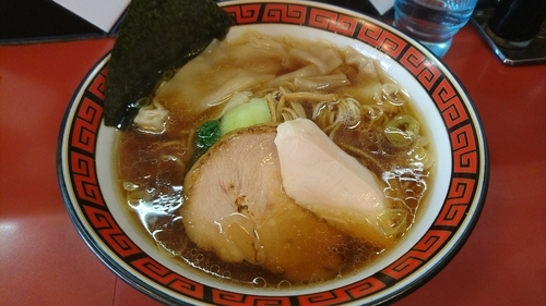 「ワンタン中華　800円」@中華そば 華丸の写真