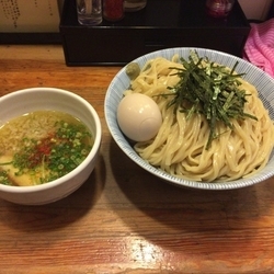 【半熟味玉】淡麗塩つけ麺