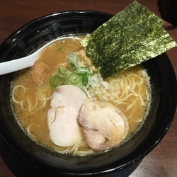 濃厚醤油鶏そば