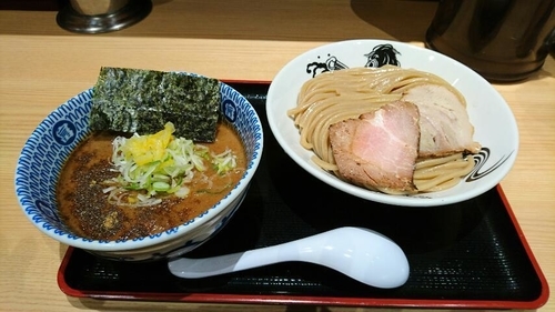 「濃厚つけ麺880円」@松戸富田麺業 千葉駅構内店の写真
