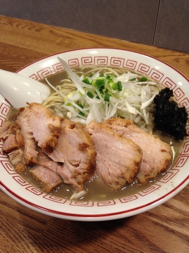 「濃厚煮干そば  チャーシュー」@煮干中華そば専門 煮干丸の写真