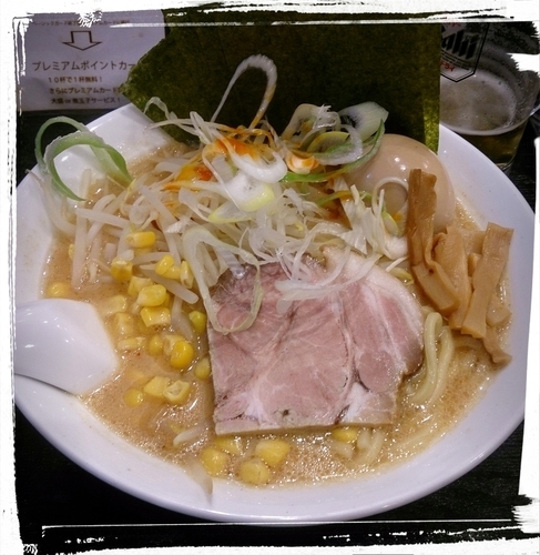 「【限定】焙煎仕立て味噌ラーメン 800えん」@大勝軒 まるいち 新宿店の写真