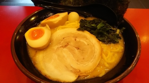 「ラーメン➕味たま」@横浜家系ラーメン 瑞穂 大和家の写真
