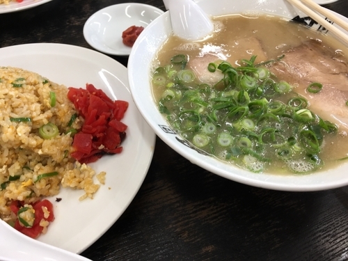 「チャーハンセット」@博多長浜ラーメン風び 原本店の写真