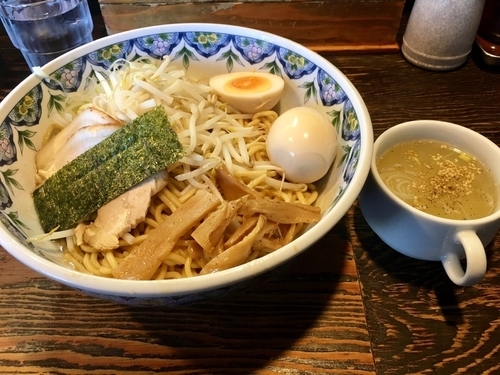 「油麺 大 (スープ付) ¥750 + メール会員サービス味玉」@油麺専門店 江川亭 三鷹大沢店の写真