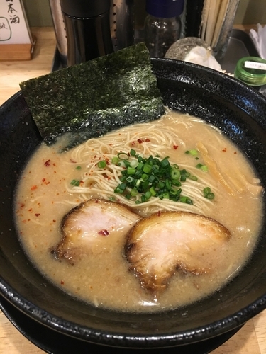 「豚骨ラーメン￥720+おかわりセット￥150」@福島壱麺の写真