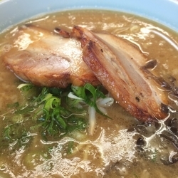 とんこつラーメン