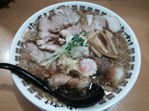 「背脂肉そば」@肉そば けいすけ 春日部店の写真