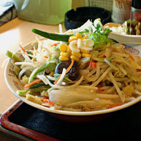 「みそラーメン280円＋定食のおかずだけ420円」@食事処 禅の写真