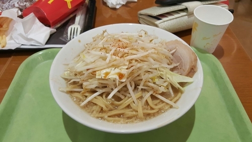 「ラーメン」@ジャンクガレッジ イオンレイクタウンmori店の写真