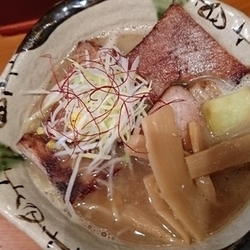 Ｗスープチャーシューメン