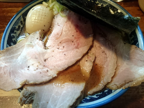 「全部乗せラーメン(小)」@兎に角 松戸店の写真