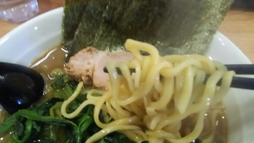 「ホウレン草らーめん~」@横浜家系  おか家の写真