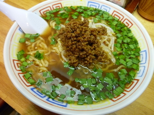 「台湾らーめん」@越ラーメン アコーレ店の写真