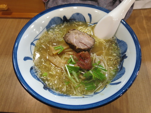 「塩らーめん：750円」@中華そば 琳久の写真