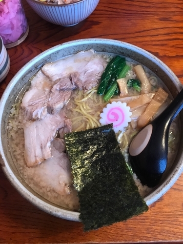 「らーめん➕ちょ〜こってり➕チャーシュー➕大盛➕麺固め」@酒楽房 うさぎ家の写真