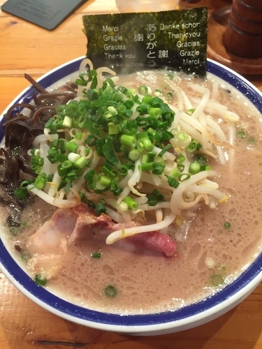 「らーめんハリガネ＋もやし」@博多長浜らーめん 田中商店の写真