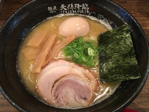 「塩らーめん」@麺屋 天孫降臨 三宮本店の写真
