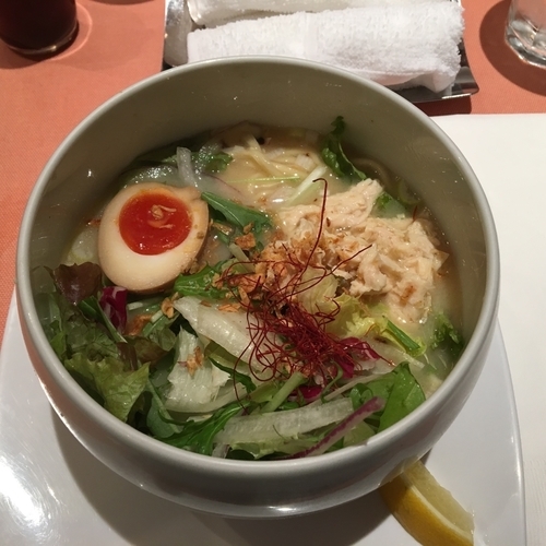 「鶏白湯塩そば」@蔭山樓の写真