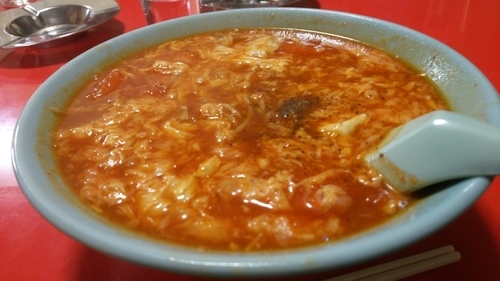 「トマトラーメン」@新華楼の写真