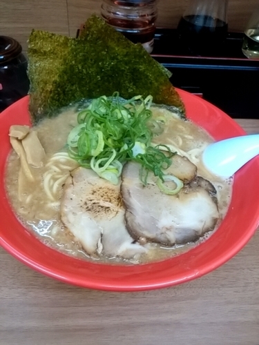 「超濃厚A級豚骨らーめん」@熱血らーめん in Yokohamaの写真