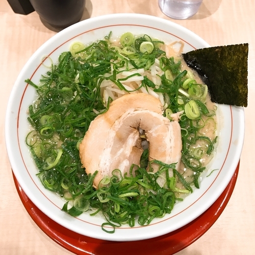 「ラーメン＋ネギだく」@替玉千里眼 志木店の写真