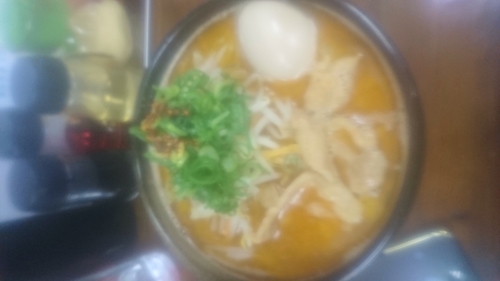 「肉味噌ラーメン＋味玉（クーポン）」@麺場 新 ARATAの写真