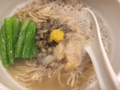 「[１周年記念]とらふぐラーメン＋とらふぐ雑炊丼」@真鯛らーめん 麺魚の写真