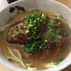 ソーキそば(中)