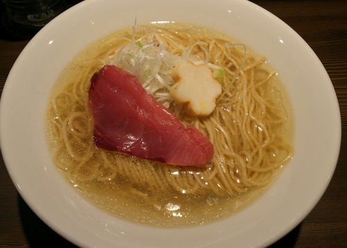 「【限定】ブリ出汁鮮魚ラーメン　シャトー鰤アン　800円」@つけ麺 一燈の写真