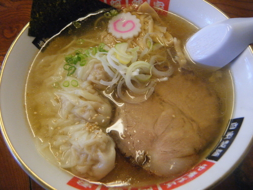 「ワンタン麺860円」@阿波家 信州始店の写真