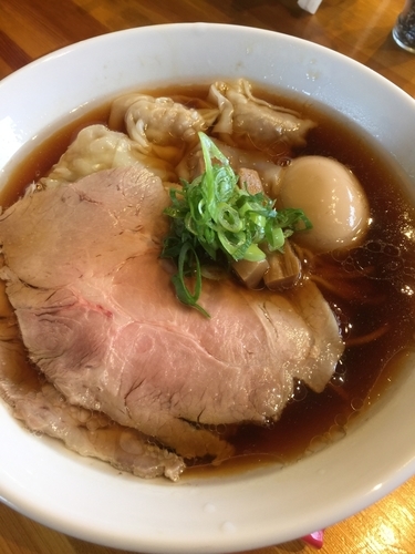 「特製中華そば」@麺処 清水の写真