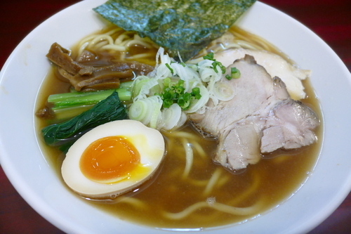 「しょうゆラーメン（中）￥720」@麺や とらの写真