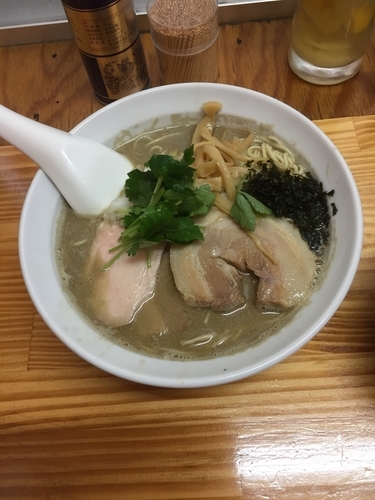 「プレミアム煮干そば&イワシ丼」@中華そば よしかわの写真
