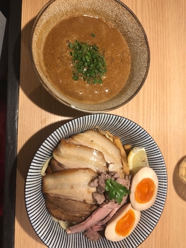 「ラム豚骨つけ麺全部のせ」@自家製麺 MENSHO TOKYOの写真