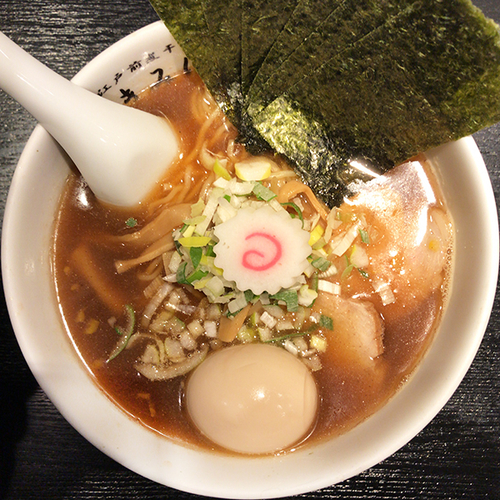 「味玉 江戸前中華そば＋のり」@江戸前煮干中華そば きみはん 五反田店の写真