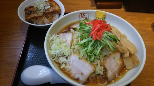 「中華風冷やしラーメン+ミニ炙り焼豚丼」@喜多方ラーメン坂内 池袋サンシャイン店の写真
