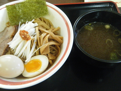 「油そば730円+ﾗｰﾊﾟｽ味玉0円」@らーめん うさぎやの写真