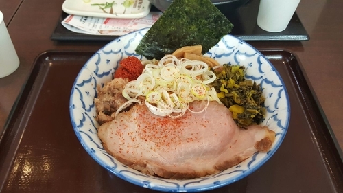 「辛油そば」@兎に角 another leafの写真