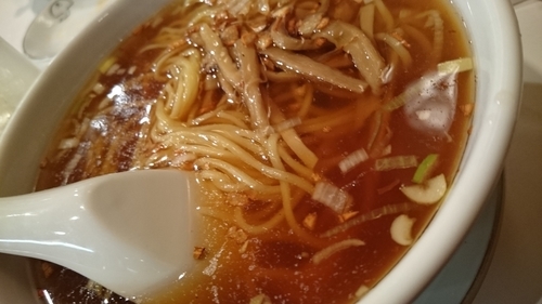 「ニンニクラーメンハーフサイズ４００円＋税」@鎌倉飯店の写真