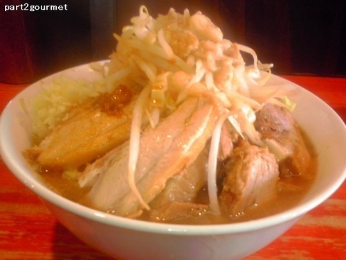 「小ラーメン豚入り 「ニンニクアブラ」(850円)」@ラーメン二郎 会津若松駅前店の写真