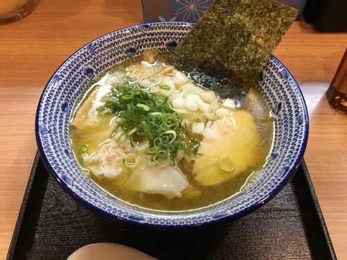 「鶏煮干しそば」@ばりかた屋 武蔵小山店の写真