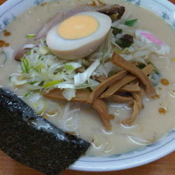 豆乳ラーメン(700円)