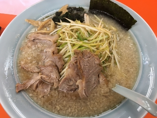 「ネギチャーシューメン中／¥1,050」@ラーメンショップ 三芳町店の写真