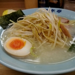 ネギラーメン700円＋餃子Ｗ