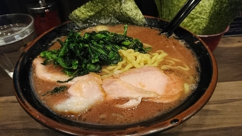 「のりラーメン  麺カタメ」@神田ラーメン わいず 神田本店の写真