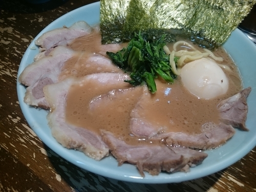 「チャーシュー麺味玉」@家系ラーメン 桂家の写真
