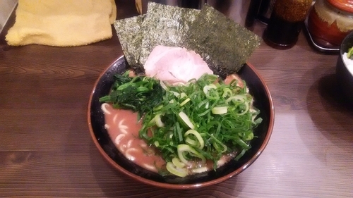 「九条ねぎラーメン」@横浜家系らーめん 武道家の写真